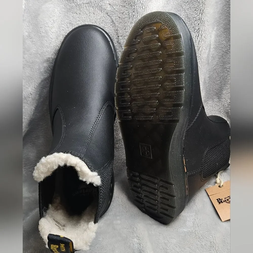 Dr. Martens Chelsea Boots Faux Fur Lined Black Leather Women’s Size 6